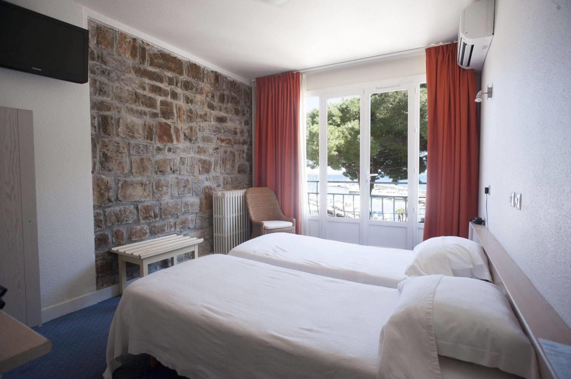 Hotel Le Richiardi Carqueiranne Exteriér fotografie